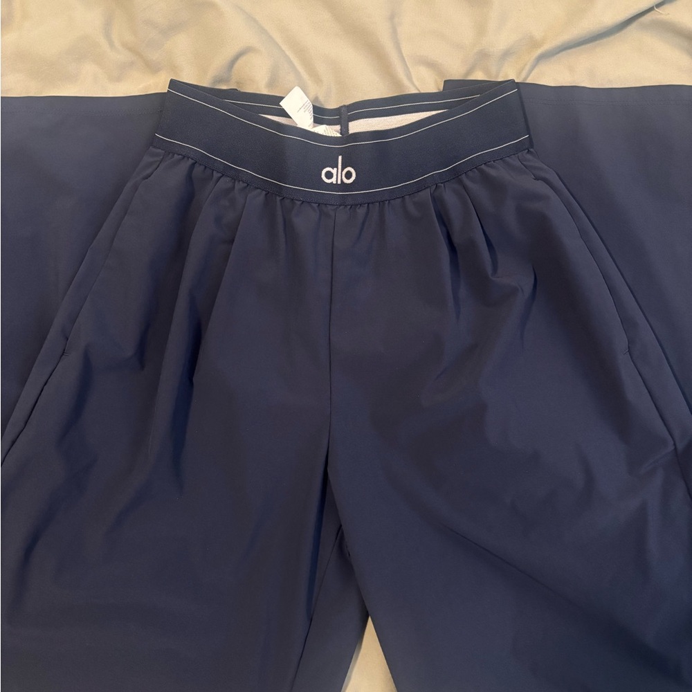 ALO Suit Up Trouser in Navy